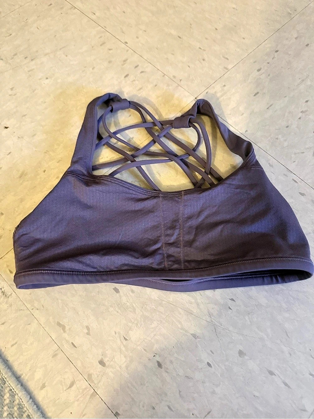lululemon Free to Be Wild Bra Purple Size 4